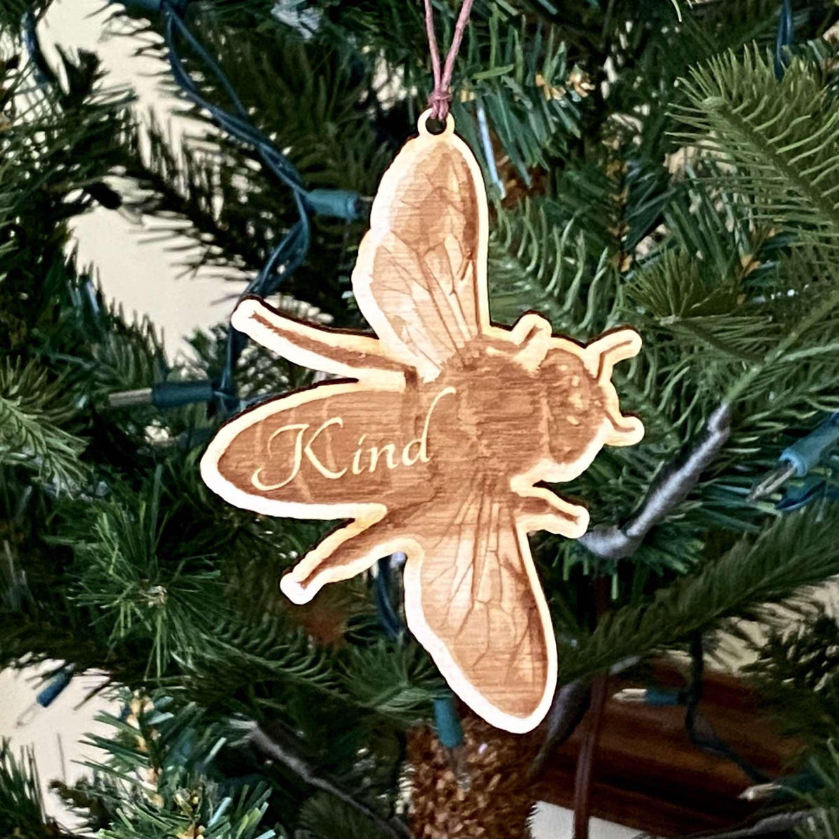 Bee Ornament | Custom Bee Ornament | Personalized Gift | Custom Laser Engraved Gift | Gift for Mom | Gift for Dad | Beekeeper Gift |Bee Kind
