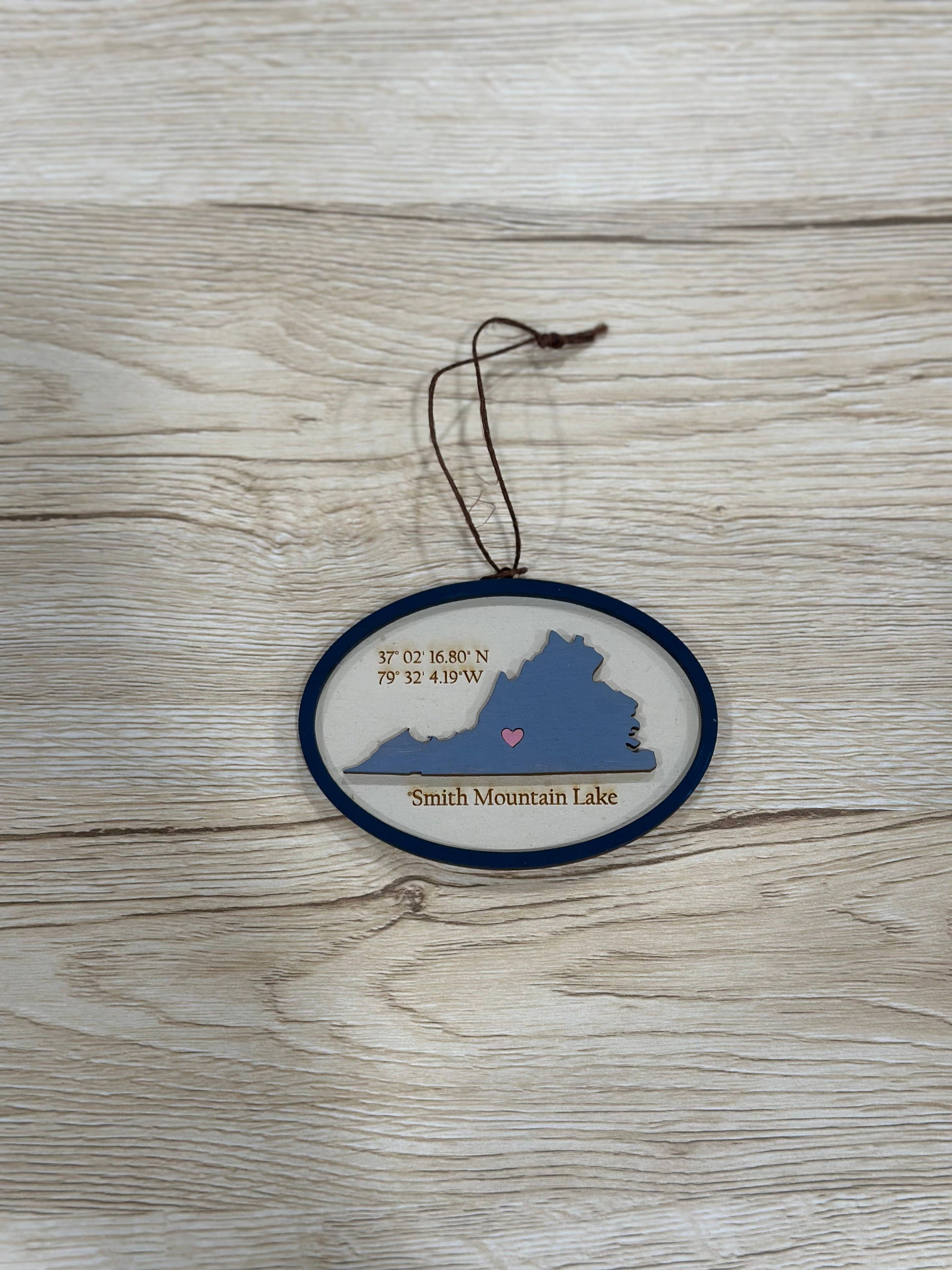 Virginia personalized gift - Painted Laser Engraved Ornament