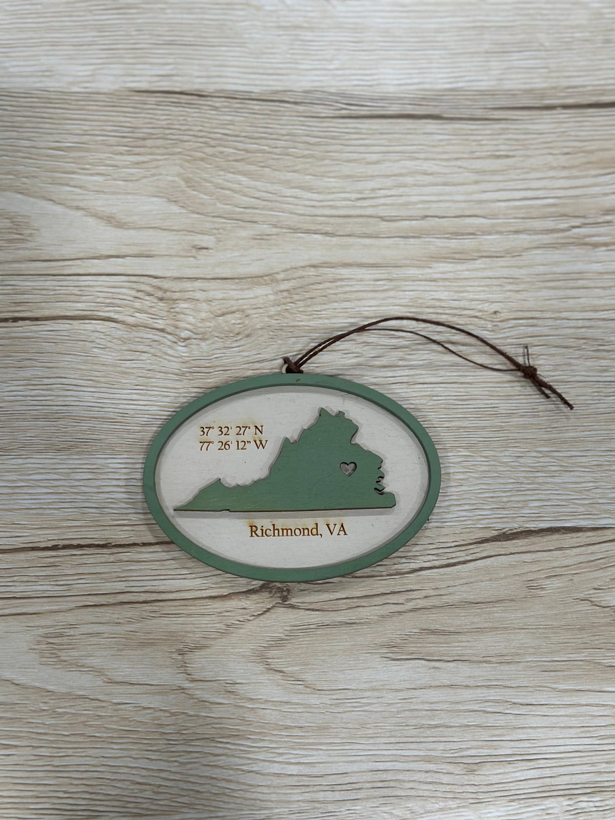 Virginia personalized gift - Painted Laser Engraved Ornament