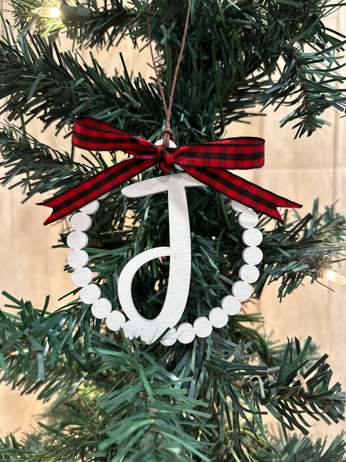 Scalloped Personalized Letter G Ornament- Laser Engraved