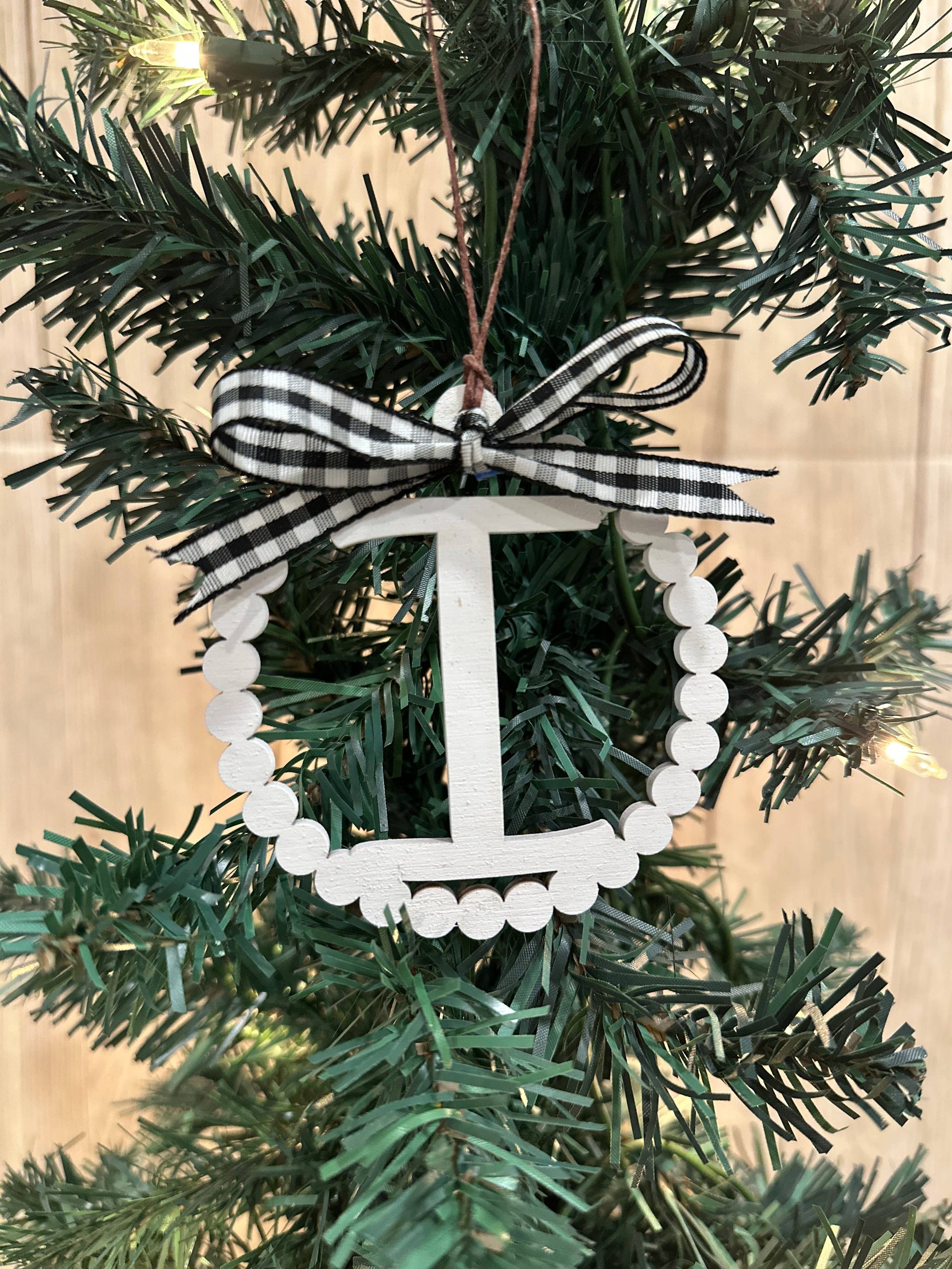 Scalloped Personalized Letter G Ornament- Laser Engraved