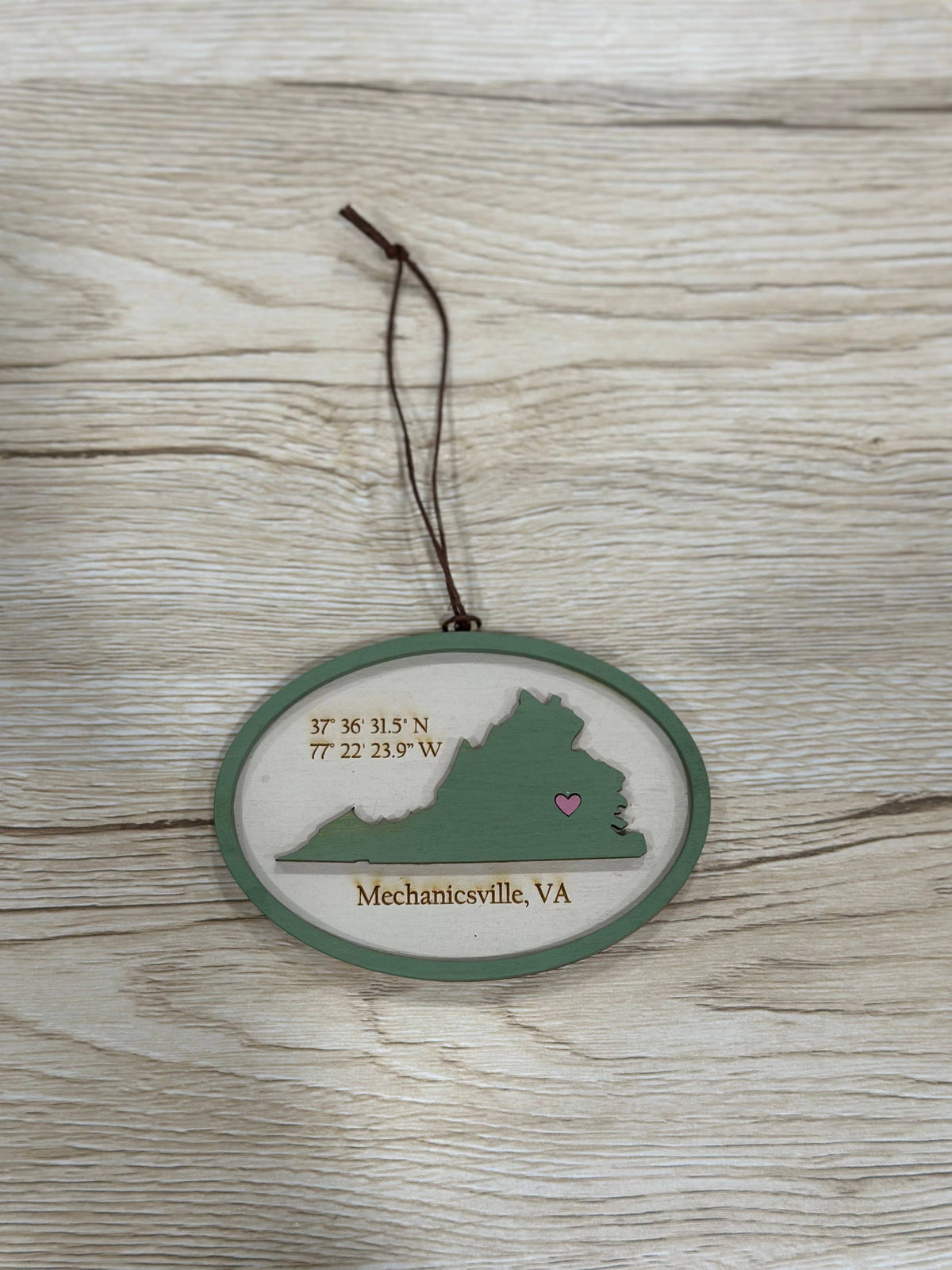 Virginia personalized gift - Painted Laser Engraved Ornament