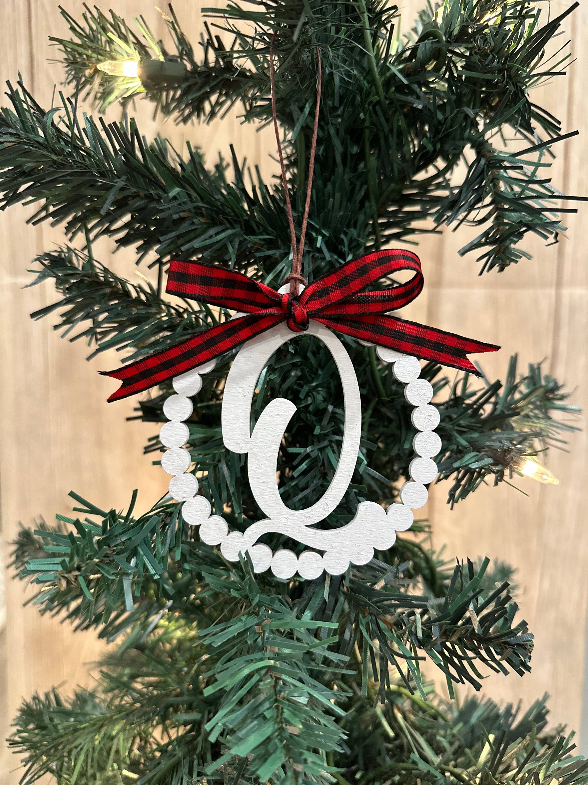 Scalloped Personalized Letter E Ornament- Laser Engraved